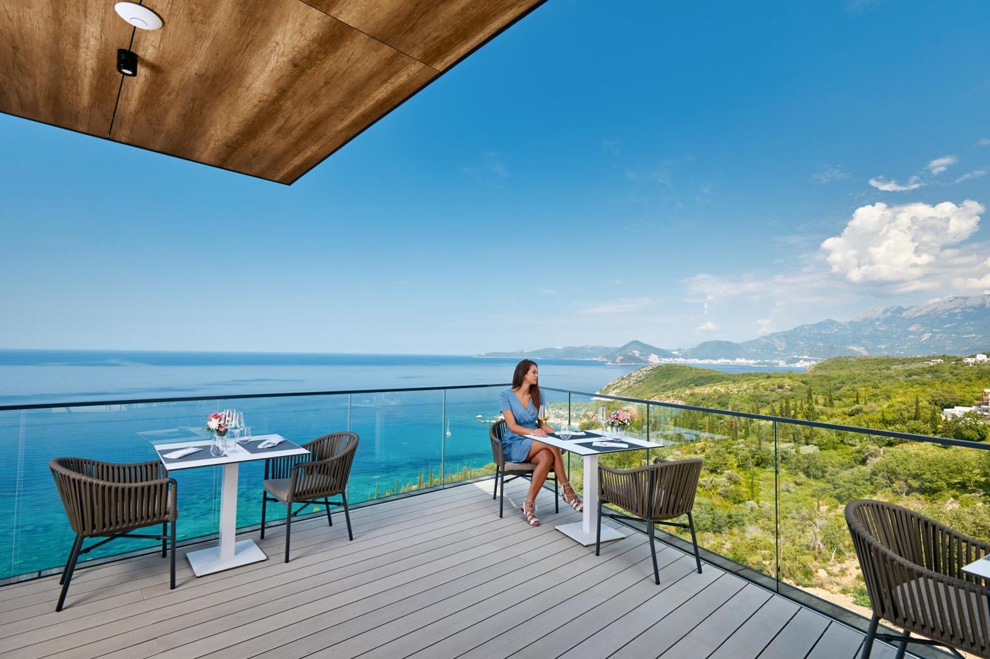 Ananti Resort, Residences & Beach Club - The Leading Hotels Of The World Свети Стефан Екстериор снимка