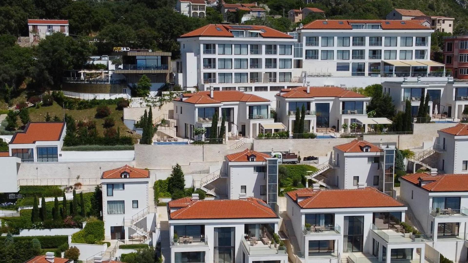 Ananti Resort, Residences & Beach Club - The Leading Hotels Of The World Свети Стефан Екстериор снимка