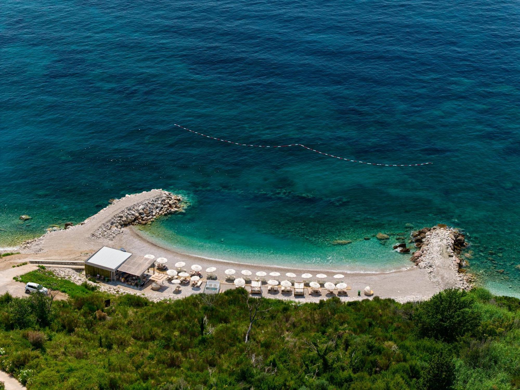 Ananti Resort, Residences & Beach Club - The Leading Hotels Of The World Свети Стефан Екстериор снимка