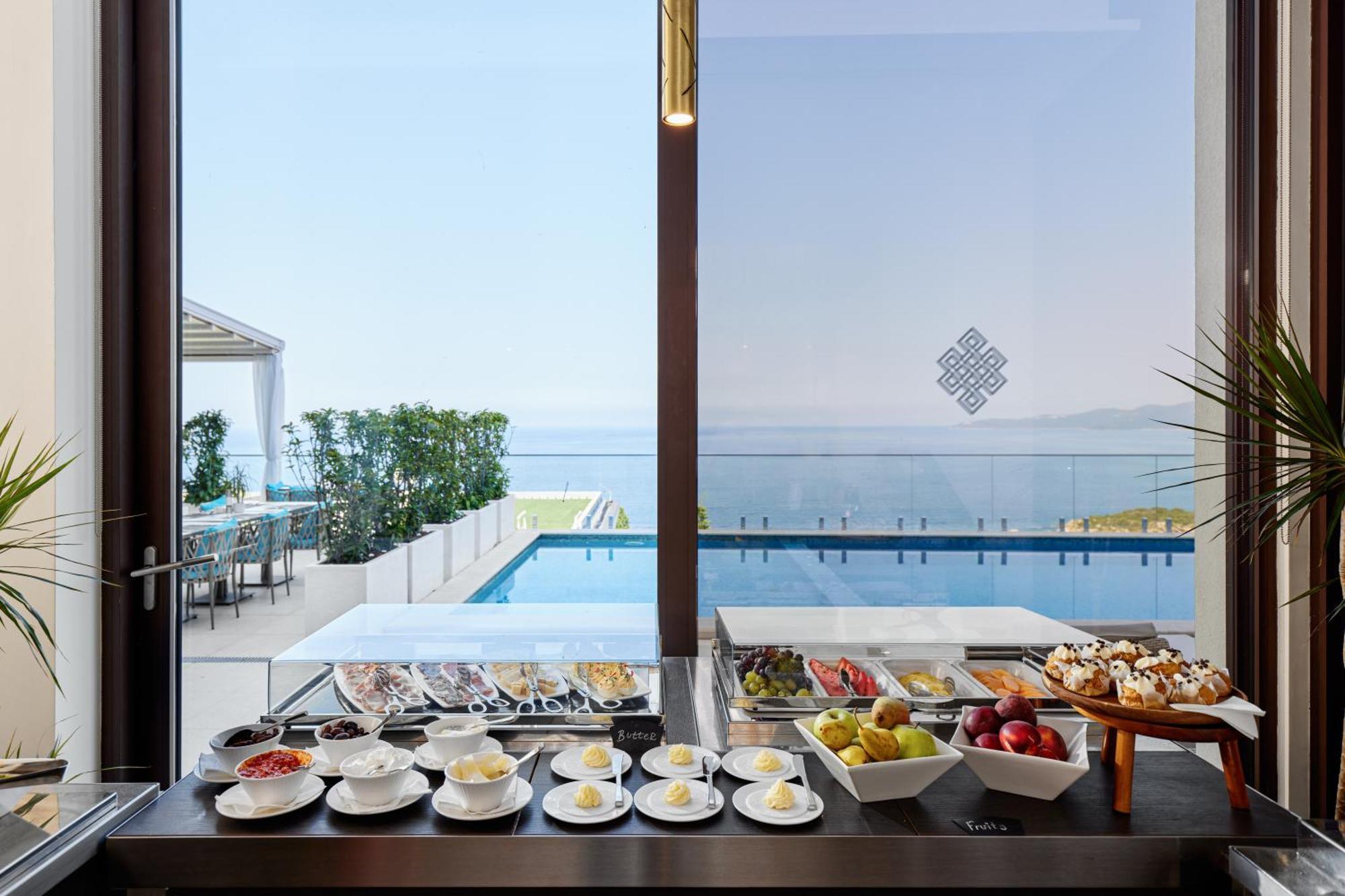 Ananti Resort, Residences & Beach Club - The Leading Hotels Of The World Свети Стефан Екстериор снимка
